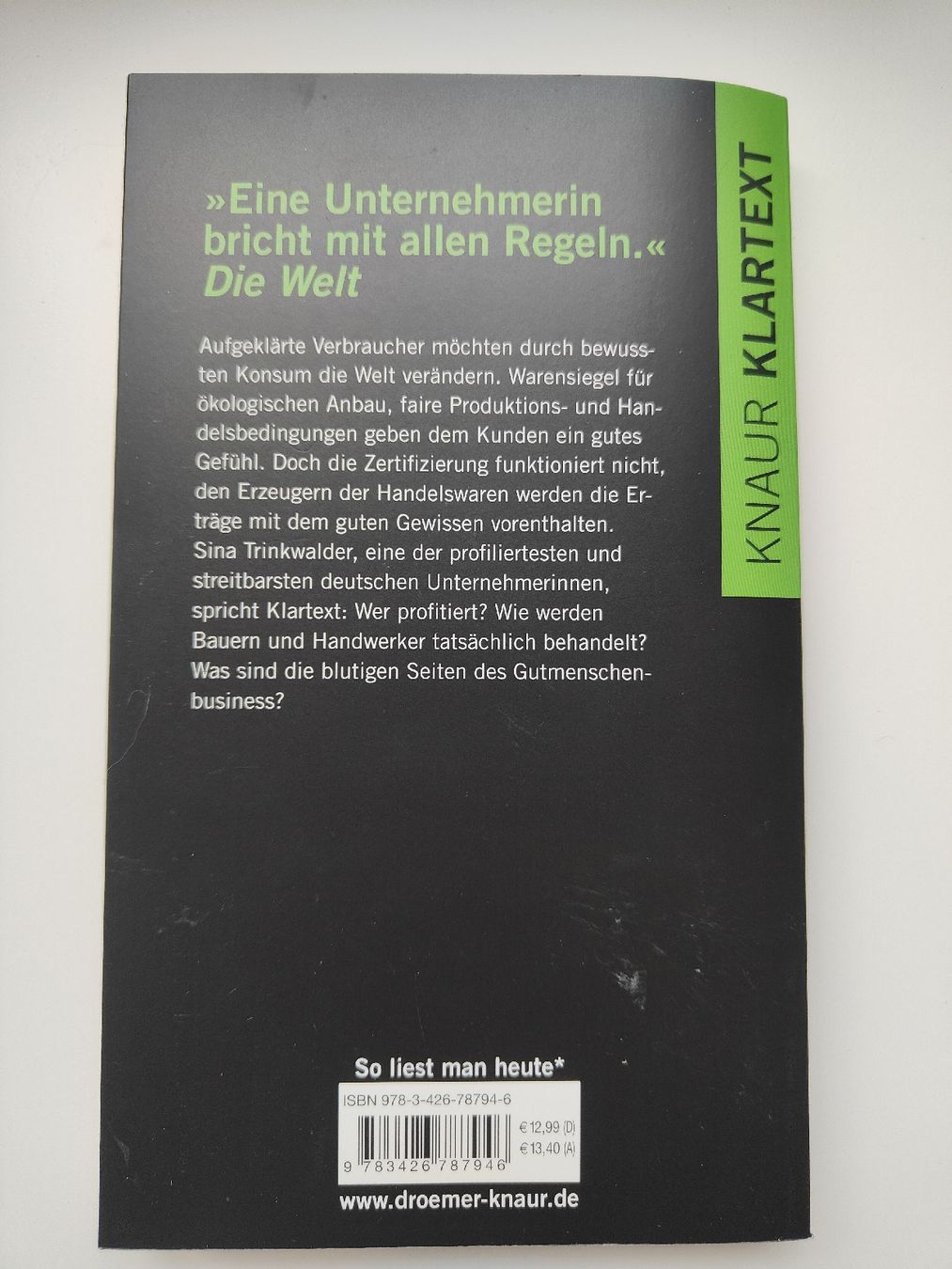 Libri: Fairarscht | Sina Trinkwalder  – Usato da Morschach venduto da ClKi04 1