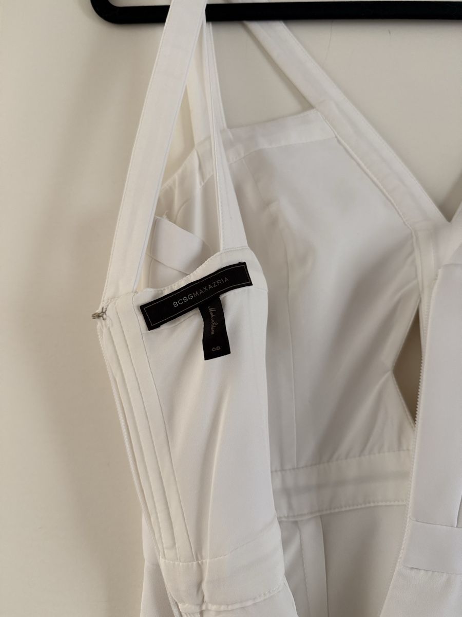 Vestiti: BCBGMAXAZRIA White Long Evening Dress – Usato da Corsier-sur-Vevey venduto da Kristina.Nova 4