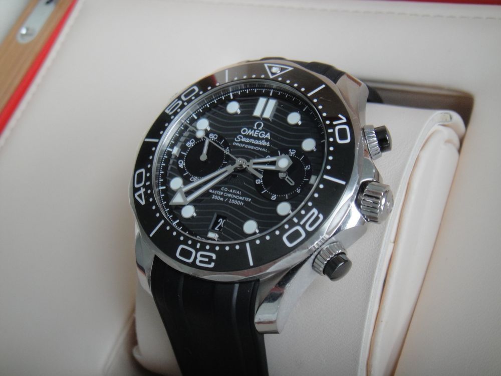 Omega Orologi: Omega / Seamaster Chronograph / 44mm – Usato da Biberist venduto da keine-ursache 1