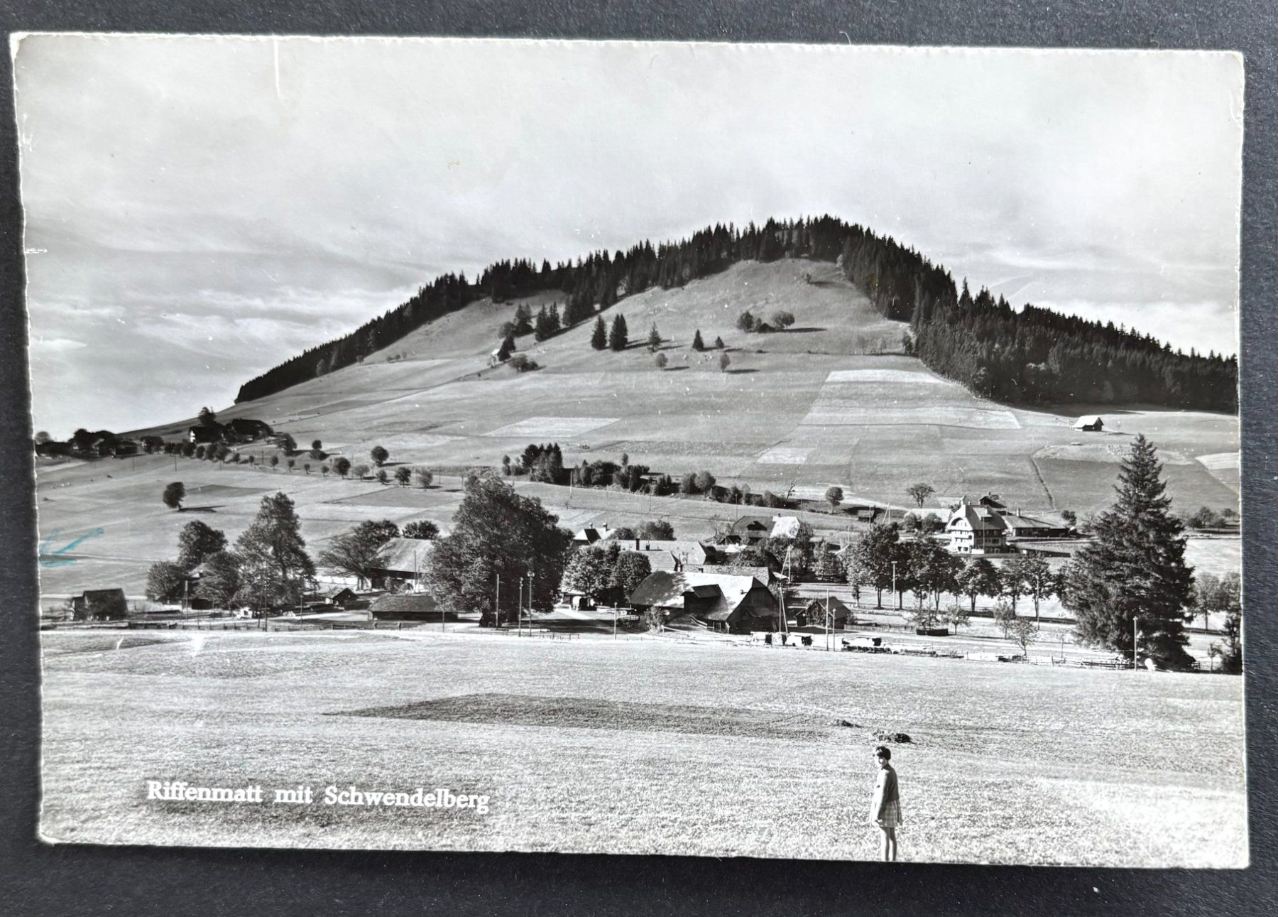 Cartoline postali: ANSICHTSKARTE RIFFENMATT MIT SCHWENDELBERG – Usato da Ostermundigen venduto da crazy-horse-1840