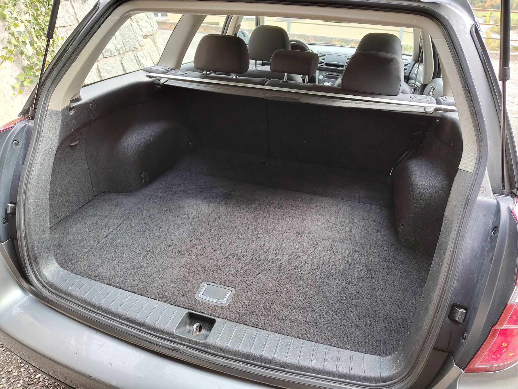 Subaru Automobili: Subaru Outback 2.5i AWD – Usato da Thusis venduto da Kawagap 5