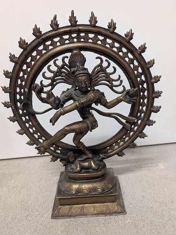 Skulpturen & Statuen: Shiva Nataraja Statue 35 cm – Gebraucht aus Zürich von nicolette23