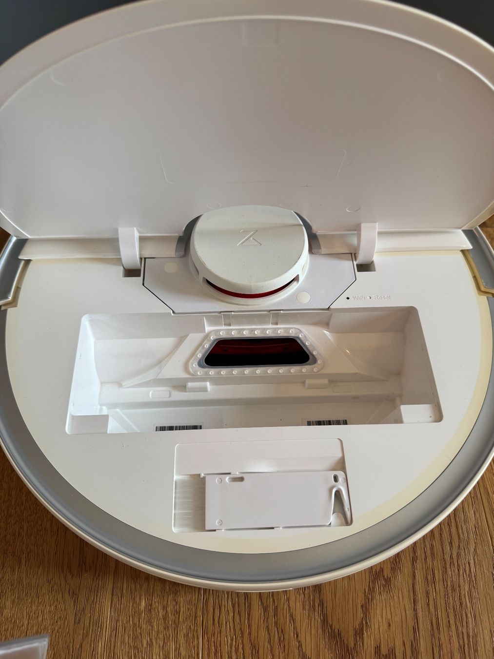 Roborock Aspirapolveri & Accessori: Roborock S5 Max (Wischroboter, weiss) – Usato da Zürich venduto da mrdederi 2