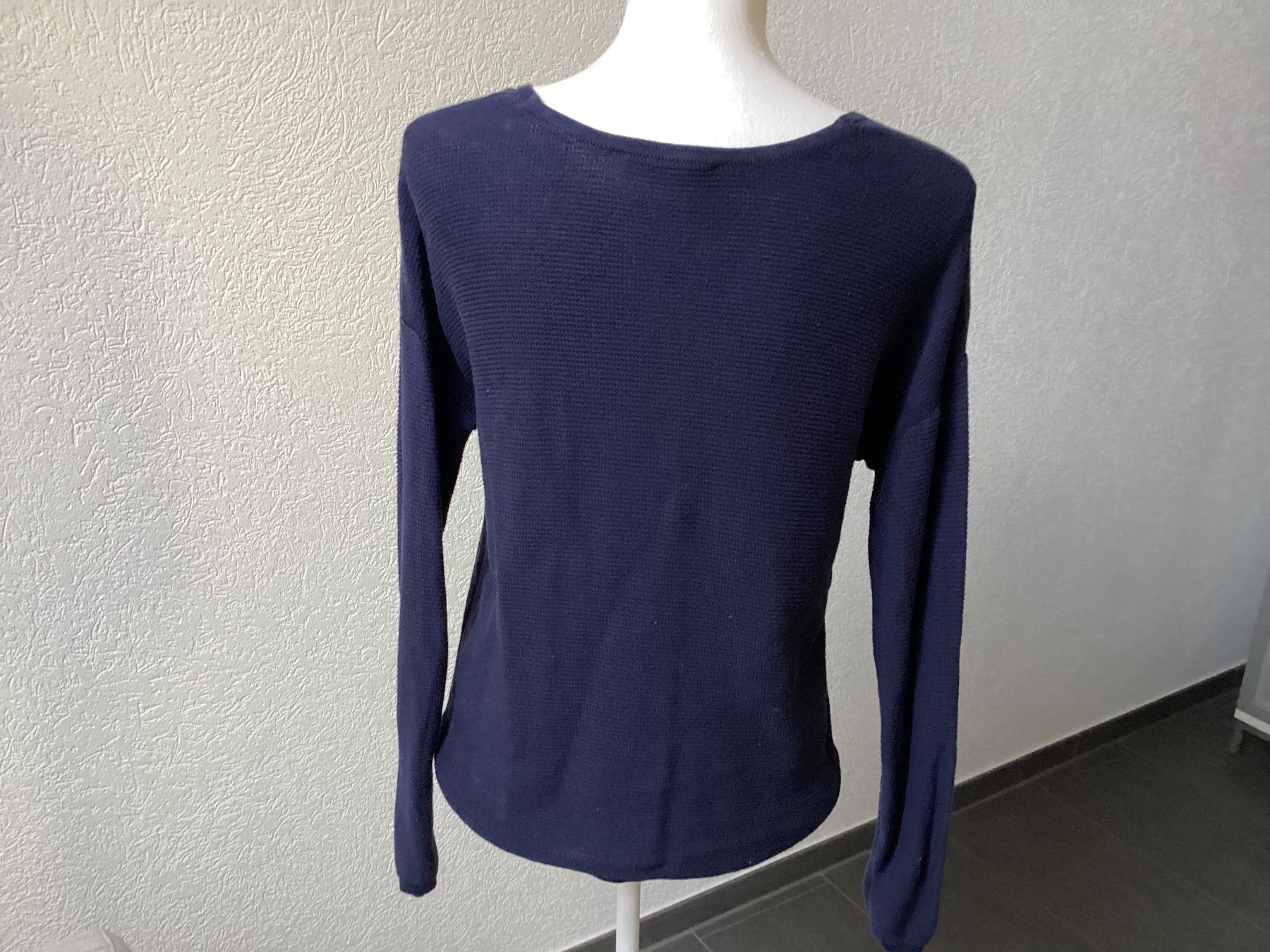 Esprit Pulls & Sweat-shirts: Esprit Damen Pullover V-Ausschnitt dunkelblau ca. Gr. M/S – D'occasion à Homberg b. Thun par Homata 2