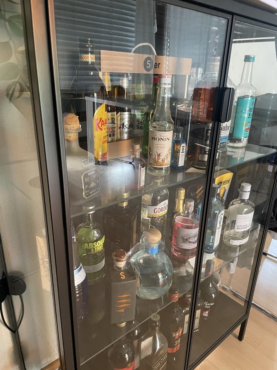 Vitrinen: Glasvitrine  – Gebraucht aus Wichtrach von lor_6zwr 2