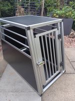 Hundebox mit Bodenmatte für Auto 89x69x50cm