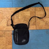 Nike Bauchtasche / Umhängetasche