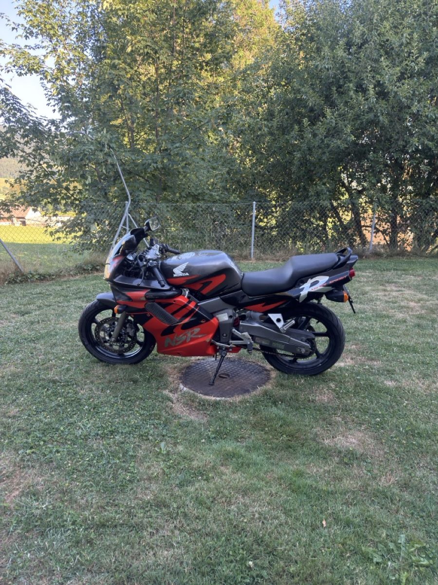 Honda Strasse: Honda NSR 125 2t – Defekt aus Grattavache von BCDN 3