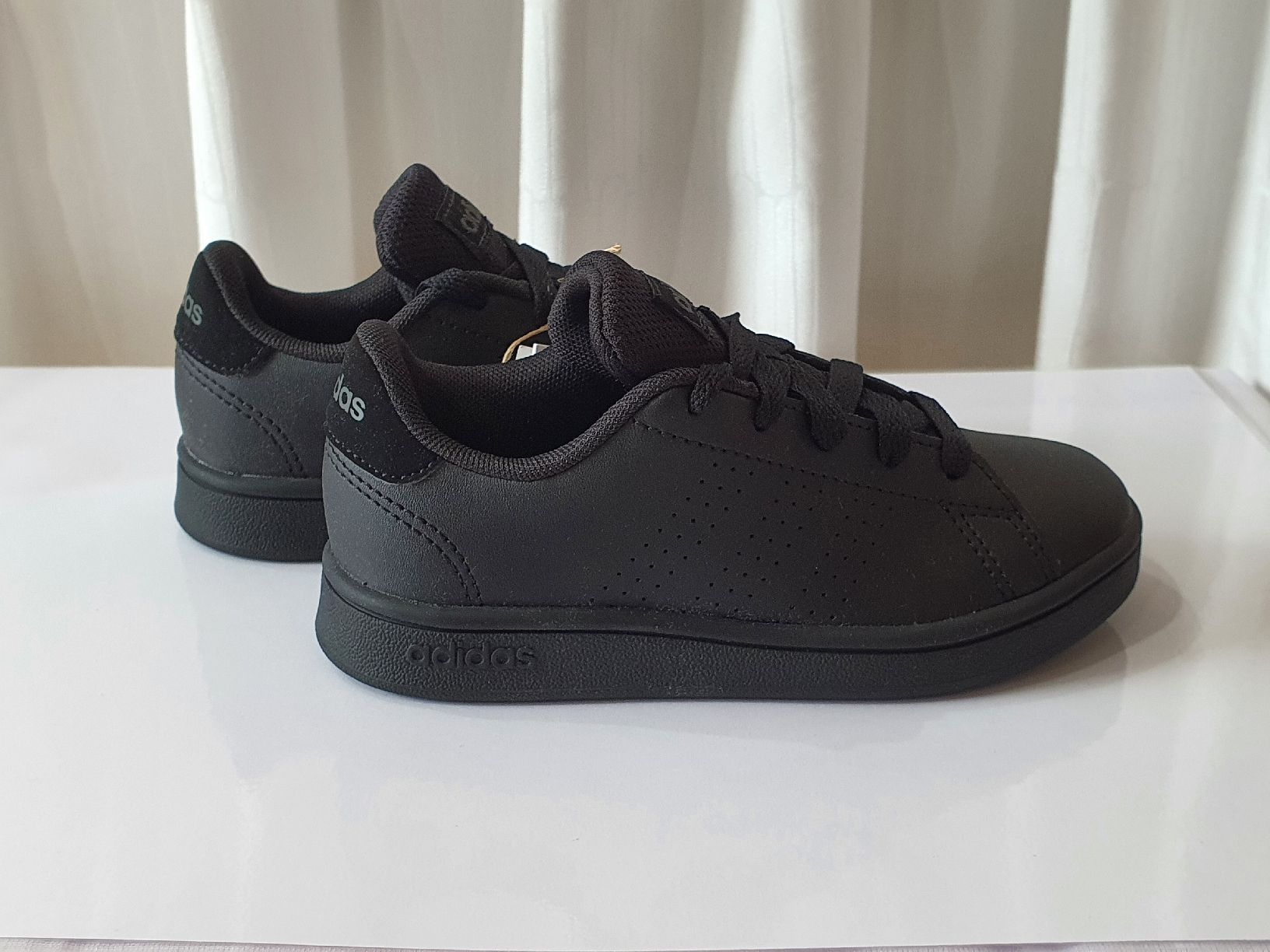 Adidas Scarpe per ragazzi: Gr. 28 - Adidas Kinderschuhe, Neu – Nuovo e nell'imballaggio originale da Nürensdorf venduto da SunshineKinderschuhe 1
