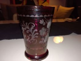 VASE RUBINGLAS GESCHLIFFEN