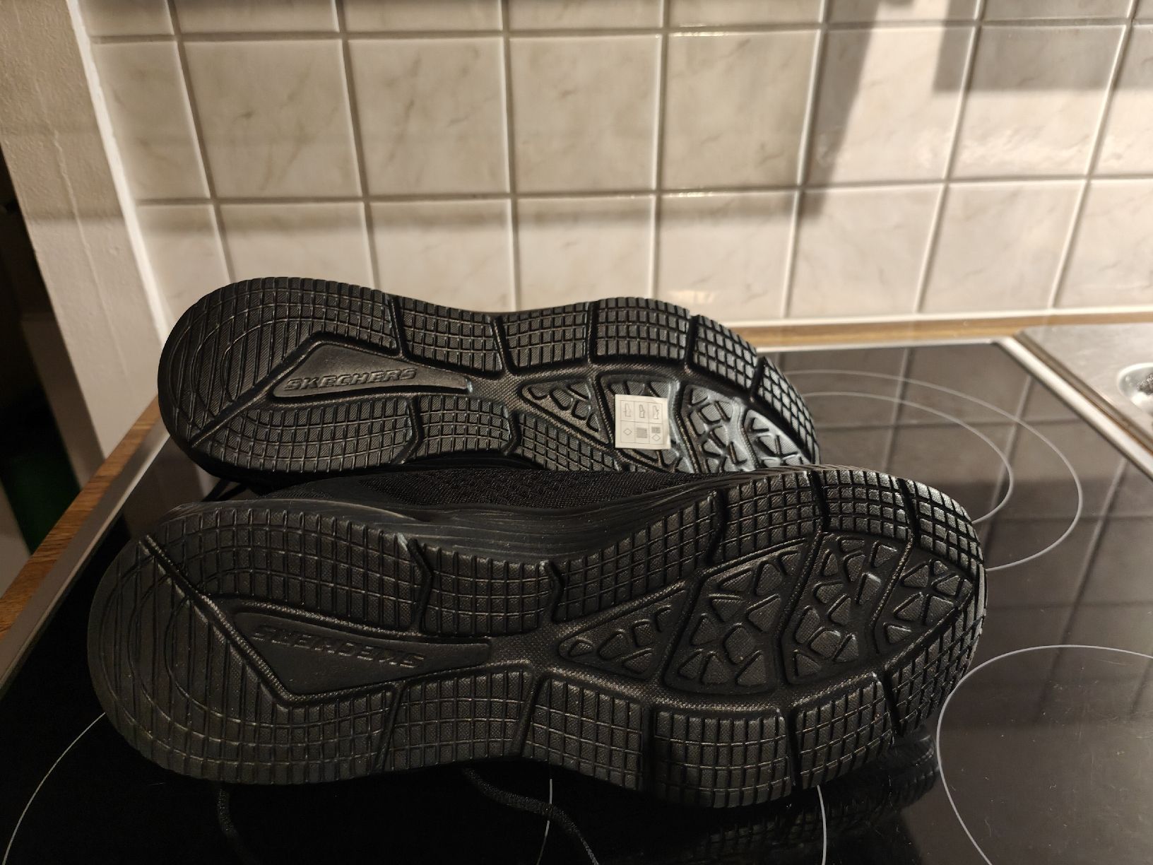 Skechers Scarpe da uomo: Skechers Dyna-Air Herren Sneaker – Nuovo (secondo la descrizione) da Einsiedeln venduto da RaphaelSimeon 3