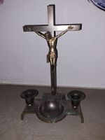 Antiker Kruzifix Kerzenständer mit Jesusfigur  