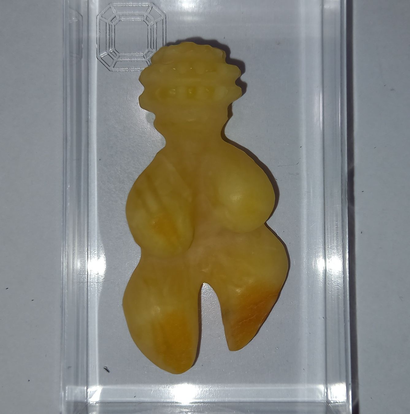 Statuette: Venus aus baltischem Bernstein – Usato da Reiden venduto da jasi029