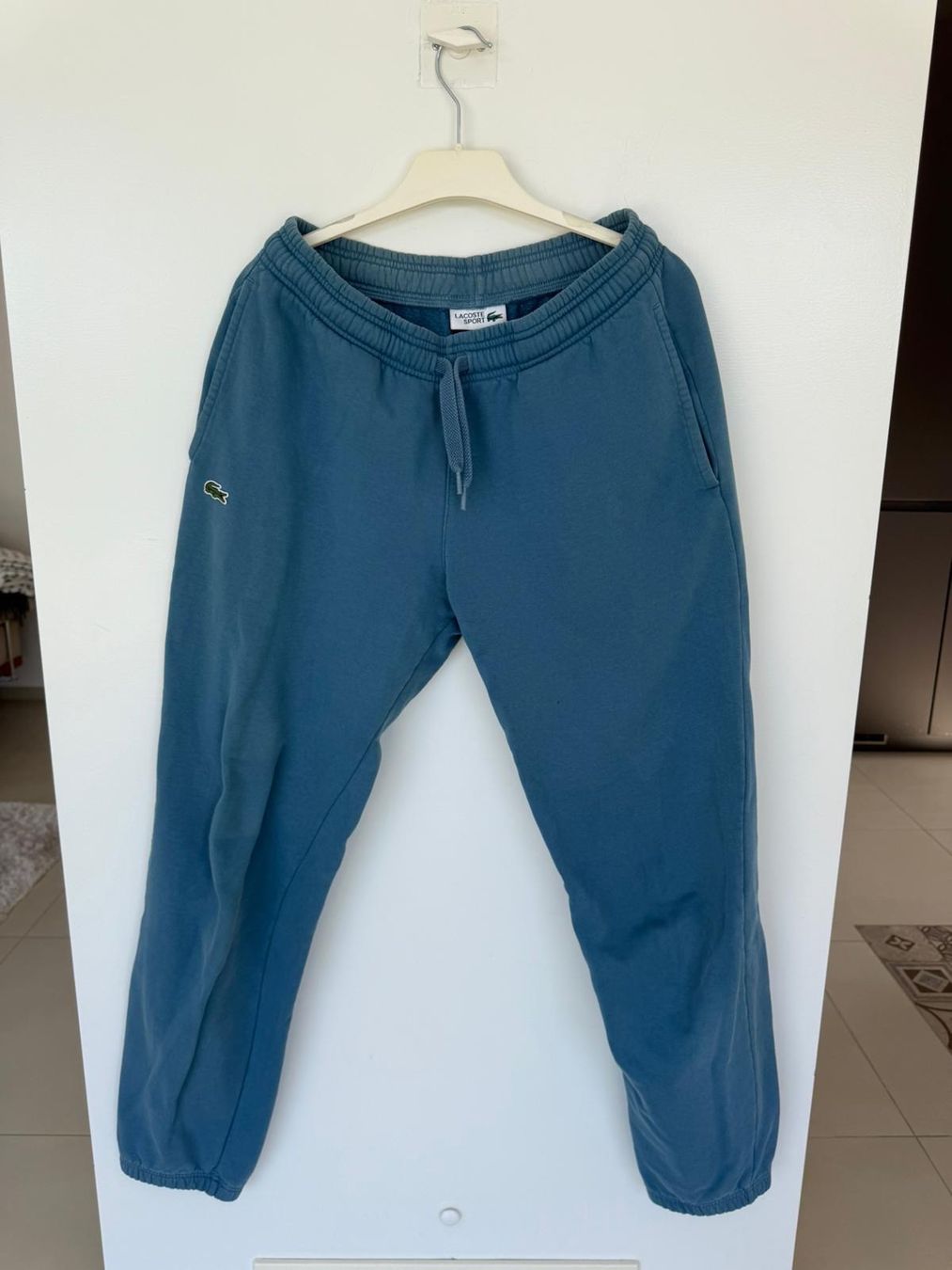 Lacoste Pantaloni: Lacoste Sport Hose, Grösse S – Usato da Bürglen TG venduto da has_dh7n