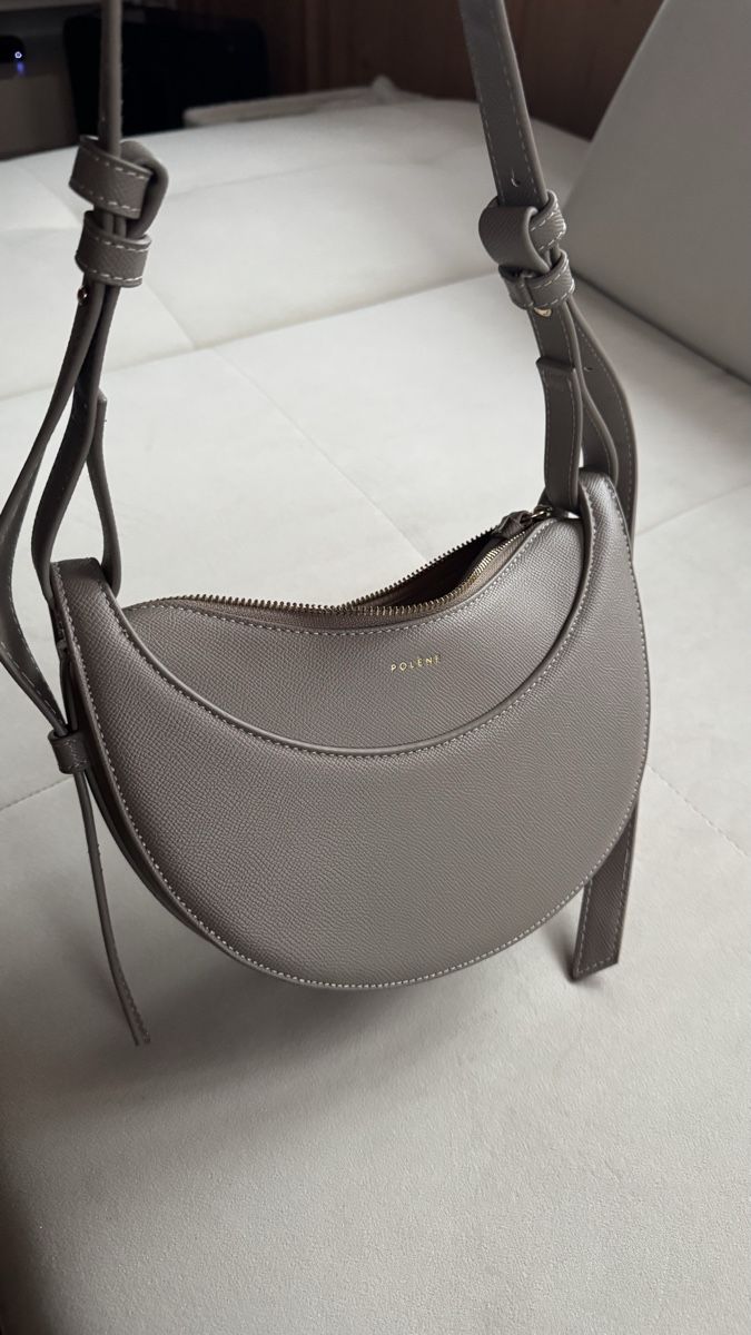 Polène Sacs femmes: Polène Handtasche  – D'occasion à Surcasti par Lenkita