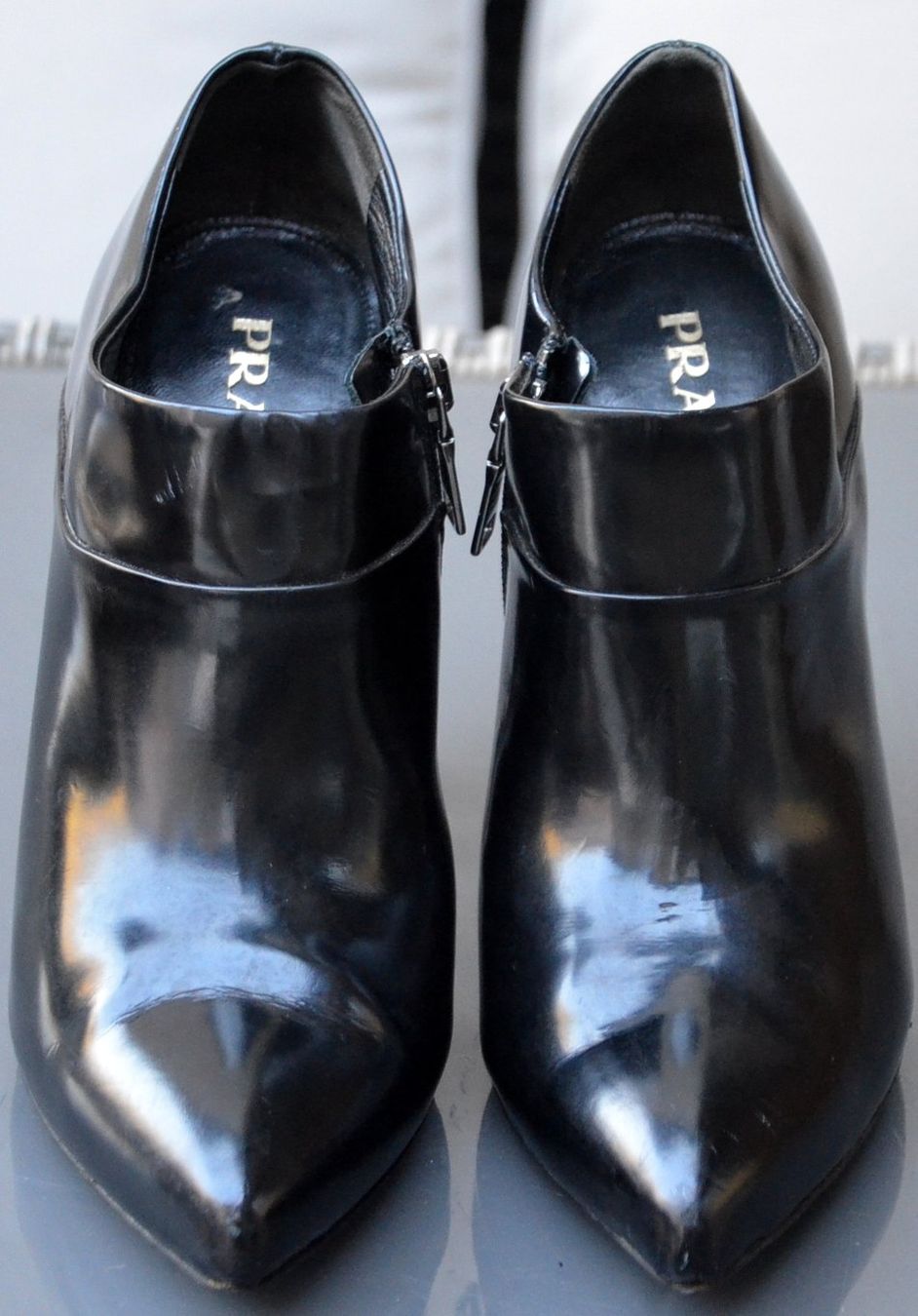 Prada Scarpe da donna: Prada Stiefeletten / bottines .37 – Usato da Collonges venduto da arashee 1