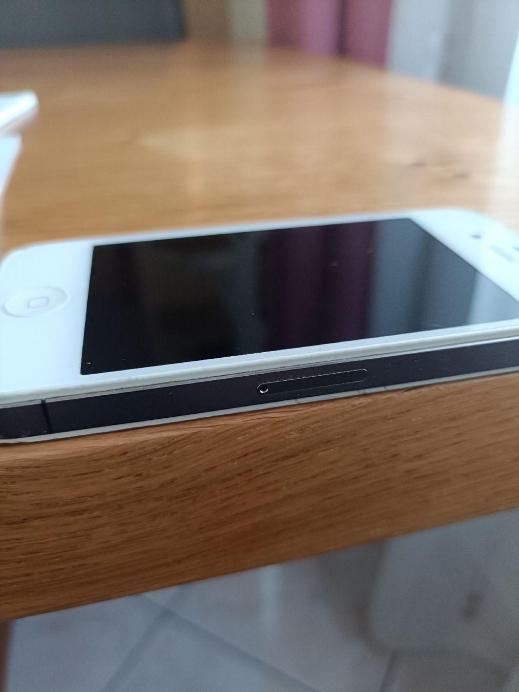 Apple Portables: iPhone 4S, 32GB, Weiss, Defekt, – Défectueux à Sargans par Polifemo58 5