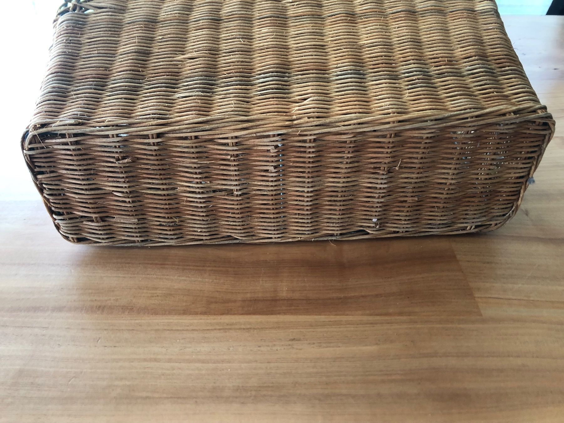 Altro per la casa: Zeitschriften Ständer  Weidenkorb – Usato da Kaltbrunn venduto da lagone1 2