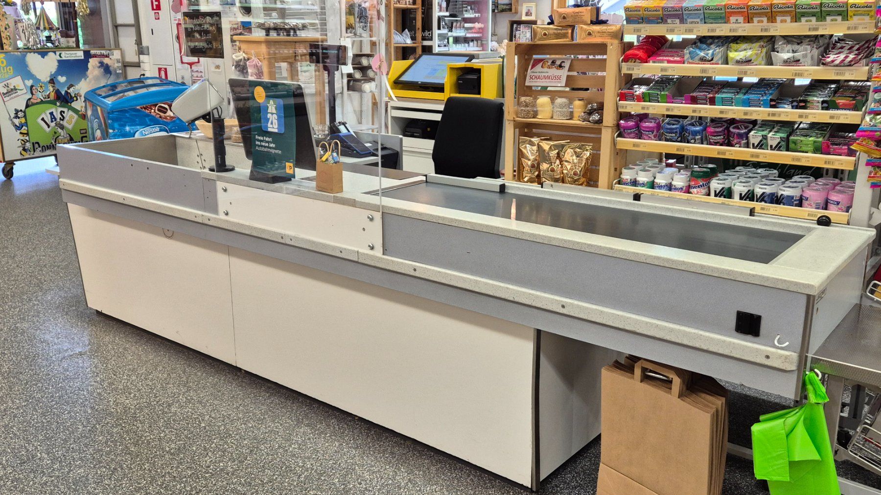 Altro per Ufficio & Commercio: Kassenmöbel – Usato da Wuppenau venduto da bes_skw2