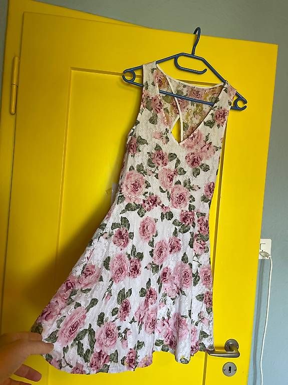 Vestiti: Damenkleid Gr.S/M – Usato da Biberist venduto da LASCHINDELEGI