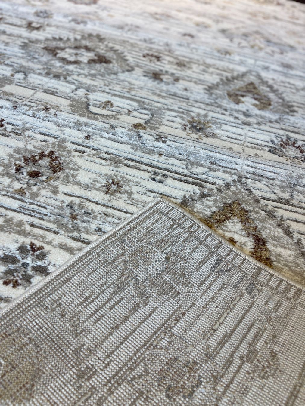 Teppiche: TEPPICH – Neu (gemäss Beschreibung) aus Zürich von NE-0 3