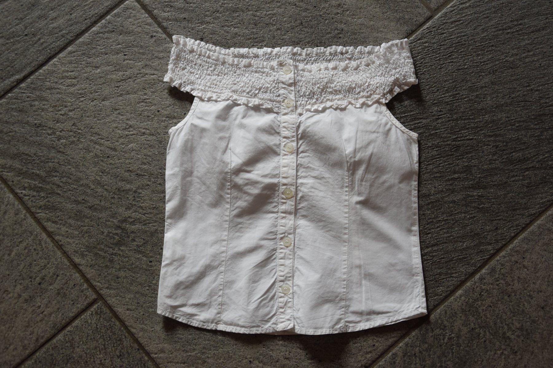 Camicette, T-shirt & Top: Mädchen Simonetta Bluse gr. 128 – Usato da Mezzovico venduto da finsteraar