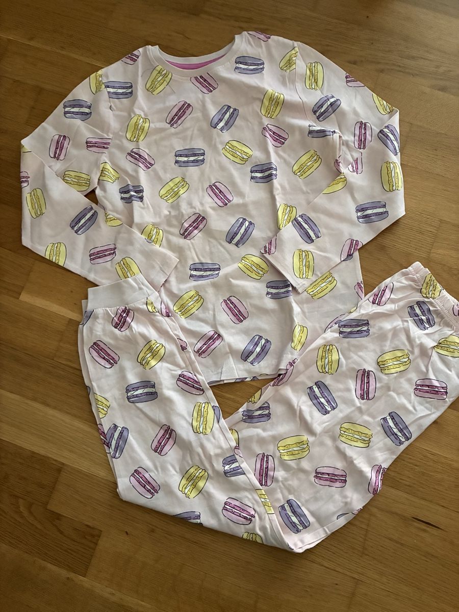 Pyjamas & Ähnliches: Schönes Pyjama Gr. 152, Neu – Neu (gemäss Beschreibung) aus richterswil von lunamarie001