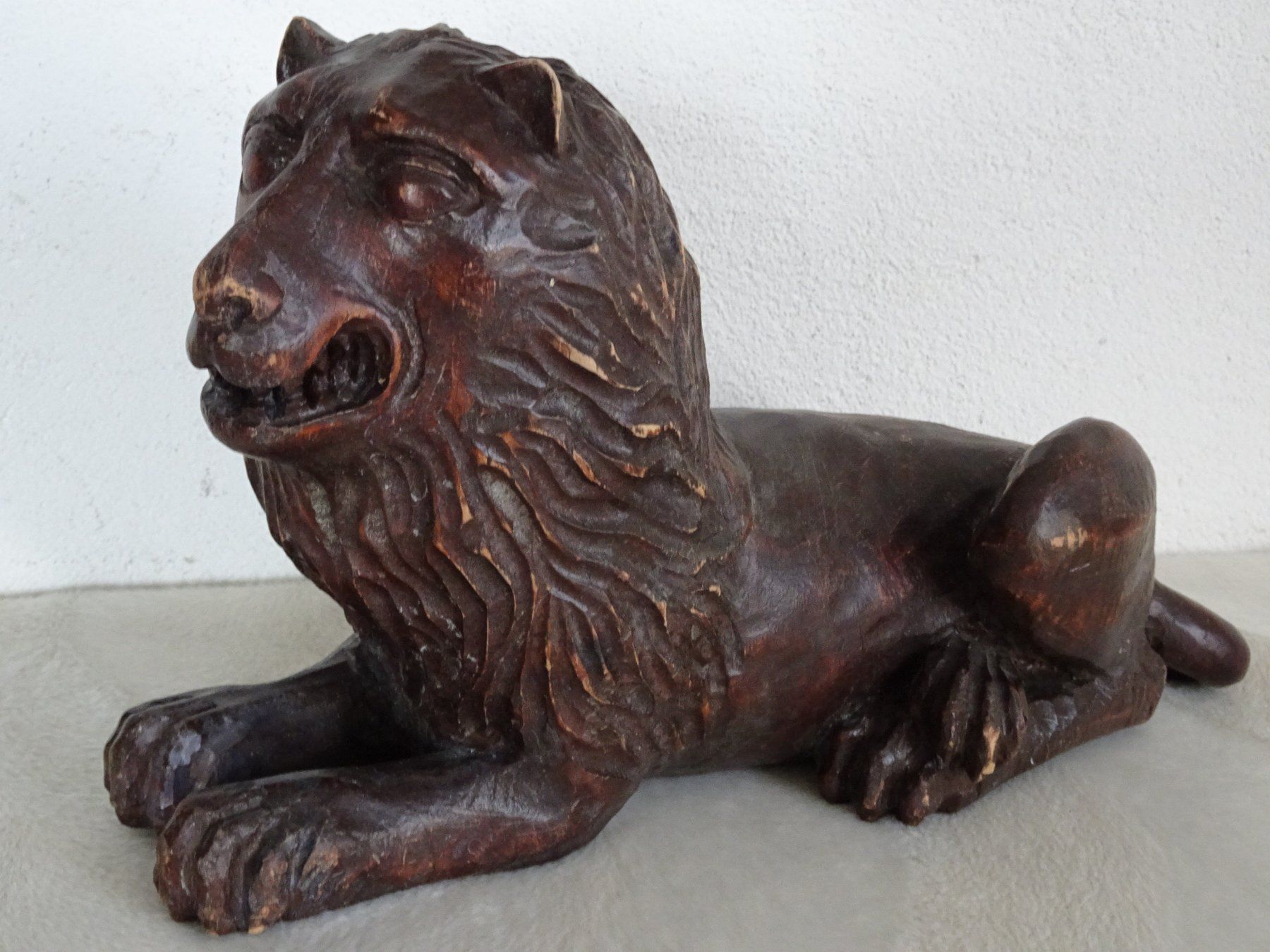 Statuette: antike Schnitzerei Holzfigur Löwe – Usato da Siebnen venduto da niki61 8