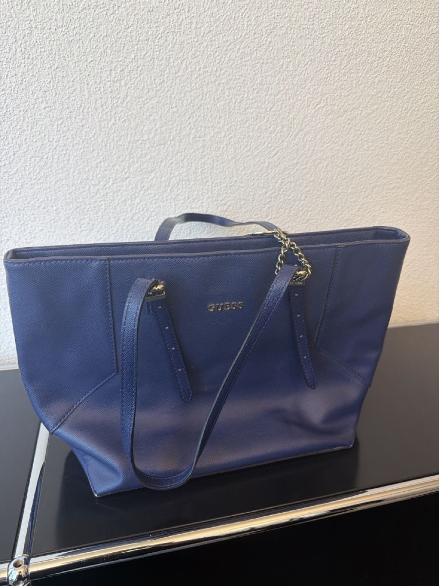 Guess Borse da donna: Guess Handtasche Blau – Usato da Küsnacht ZH venduto da car_s7vs