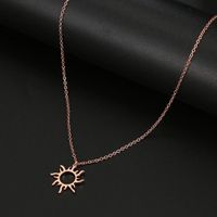 Edelstahl Halskette mit "Sonne" Anhänger in ROSE GOLD