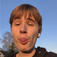 Profile image of Elijaaah_