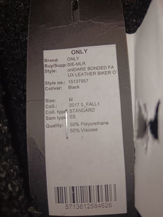 Cappotti: Damen Winterjacke ,Gr.M – Nuovo (secondo la descrizione) da Oftringen venduto da Jul.ia 9