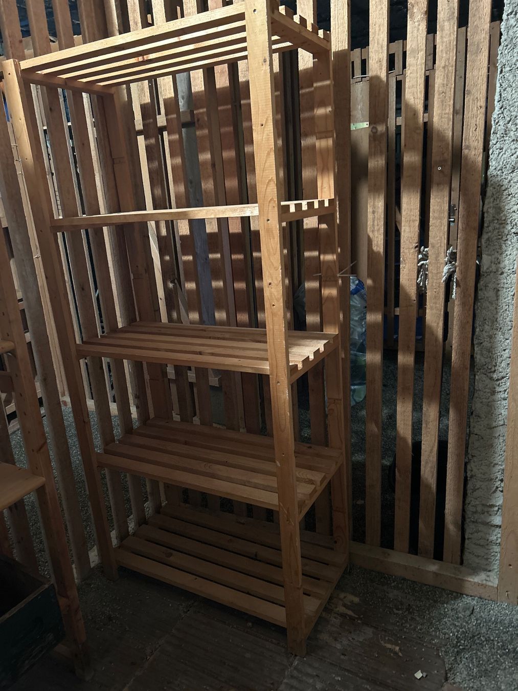 Scaffali: Kellerregal gebraucht – Usato da Unterkulm venduto da AntiqueChic.