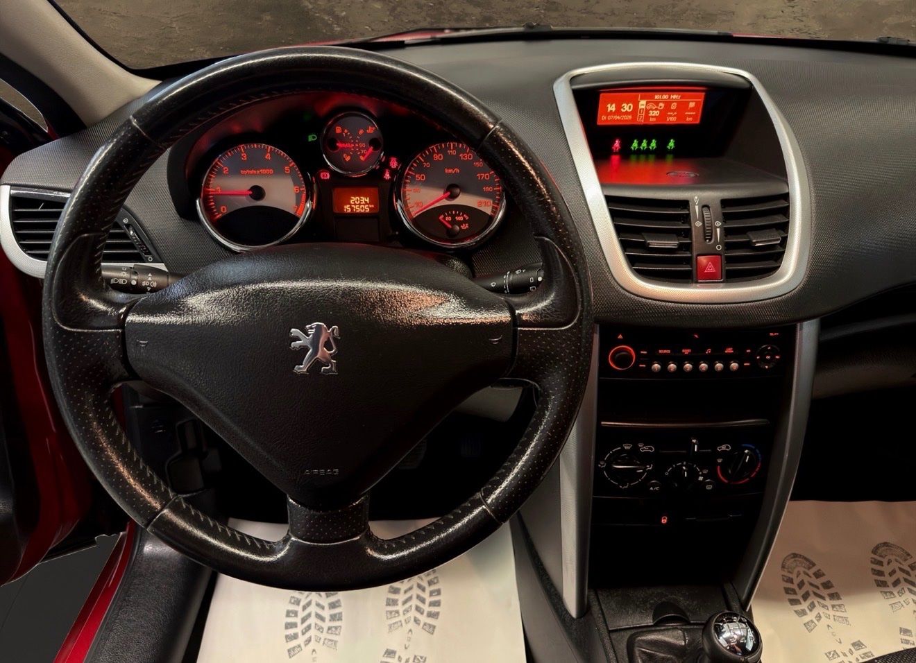 Peugeot Autos: Peugeot 207 1.4i 16V – Gebraucht aus Moosseedorf von xhe_qty7 4