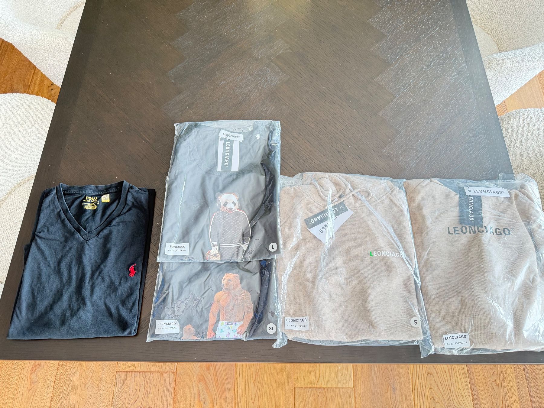 Ralph Lauren Kleiderpakete: KLEIDERPACKET AB 1.- 3X T SHIRT/ 2X PULLOVER – Neu (gemäss Beschreibung) aus Zollikofen von Level_911