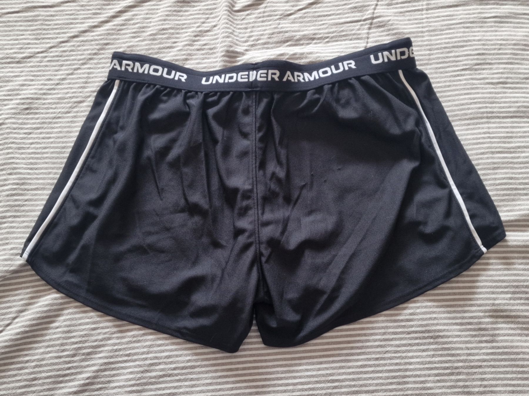 Under Armour Hosen: Under Armour Laufshorts – Neu (gemäss Beschreibung) aus Olten von papalbina 1