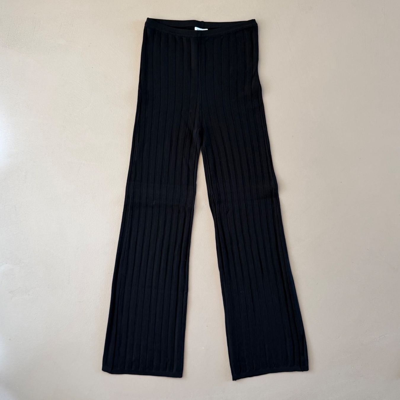 Totême Pantaloni: TOTEME Hose 🖤 – Usato da Zürich venduto da ClosetQueen