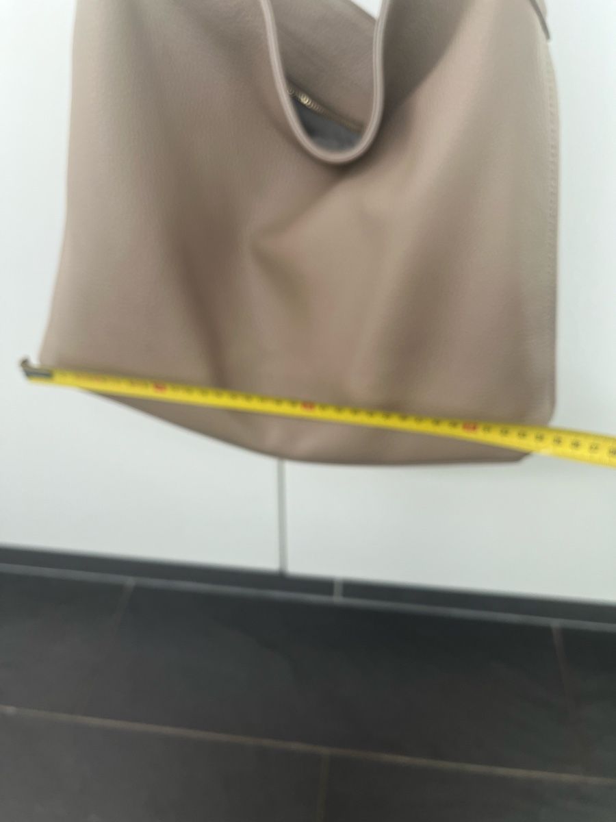 Taschen für Damen: Sac Varese en cuir – Gebraucht aus Fully von Sassa68 3