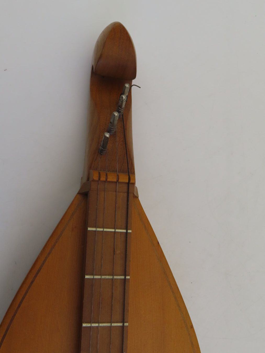 Musikinstrumente: Mountain Dulcimer – Gebraucht aus Reinach BL von WBZ-Flohmarkt 8