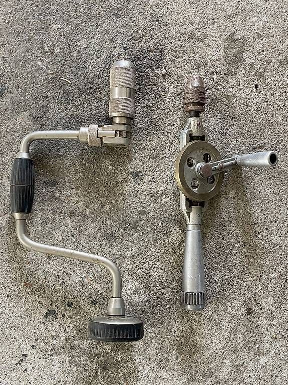 Tous les outils: Handbohrer – D'occasion à Amsoldingen par streetka
