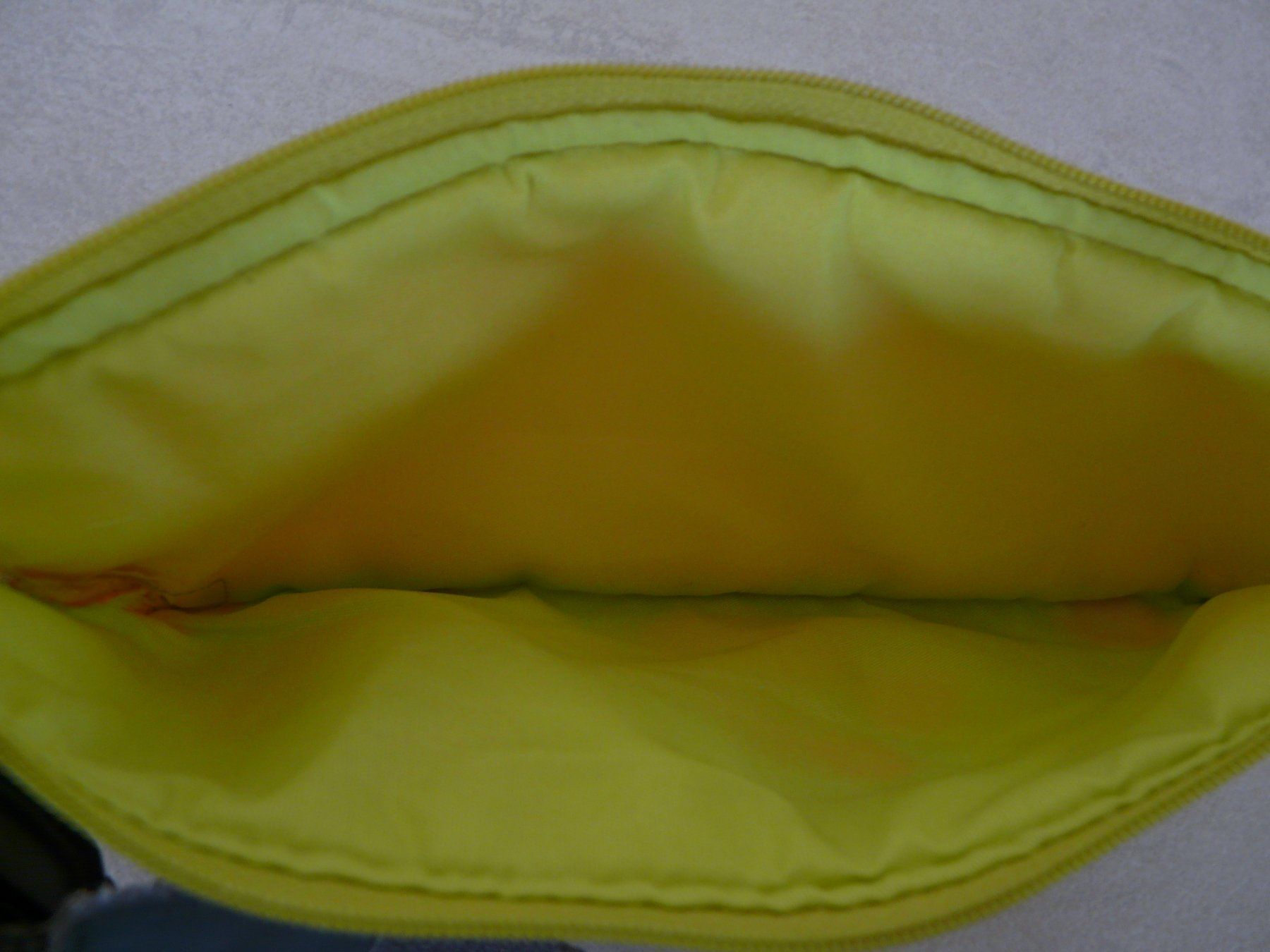 Custodie per cosmetici: Trousse maquillage chouette Heule Necessaire – Nuovo (secondo la descrizione) da ERLINSBACH venduto da doudouce 2