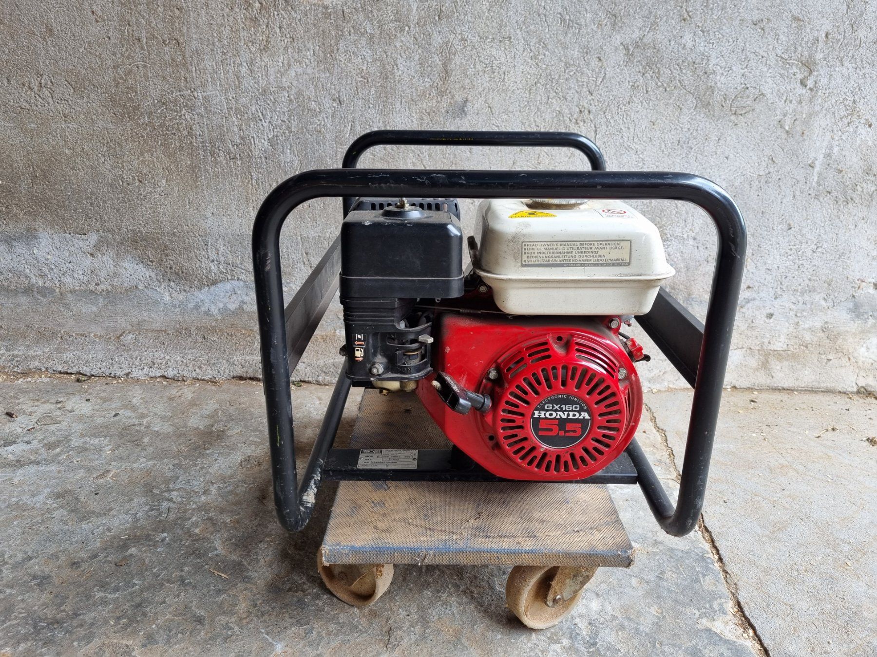 Honda Generatori di corrente: Stromgenerator Stromerzeuger Honda 230V – Usato da Adetswil venduto da Hugo54 3