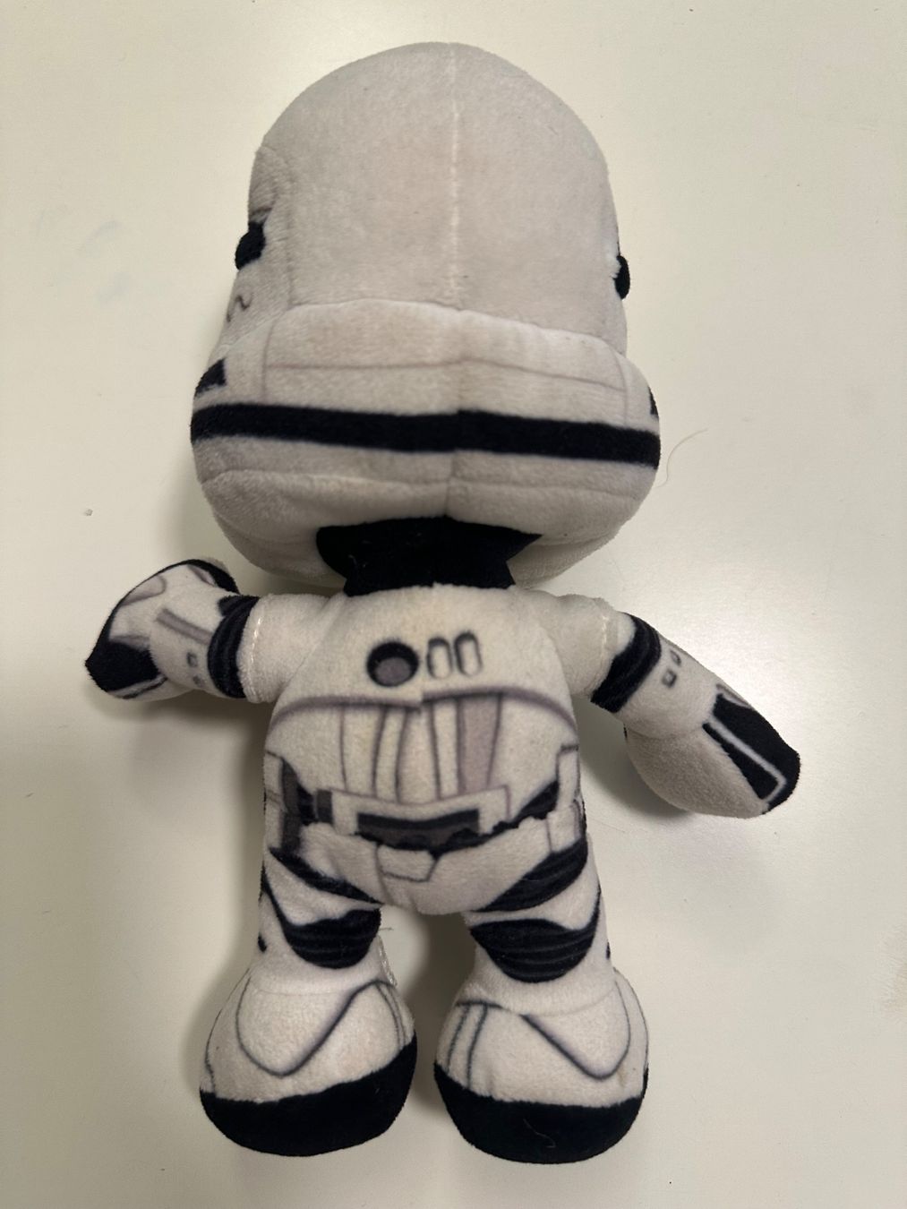 Star Wars Spielzeuge: Plüschtier Star Wars Stormtrooper -  Höhe ca. 22 cm – Gebraucht aus Münsingen von Ganjam 1