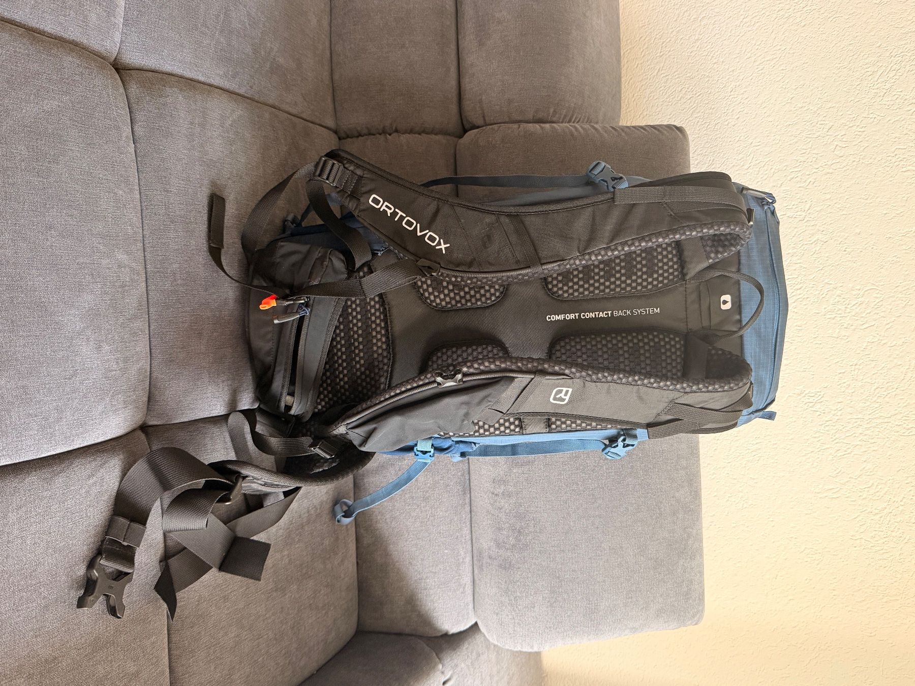 Ortovox Zaini: Ortovox Traverse 30, Blau – Nuovo (secondo la descrizione) da Bern venduto da mat_9h89 1