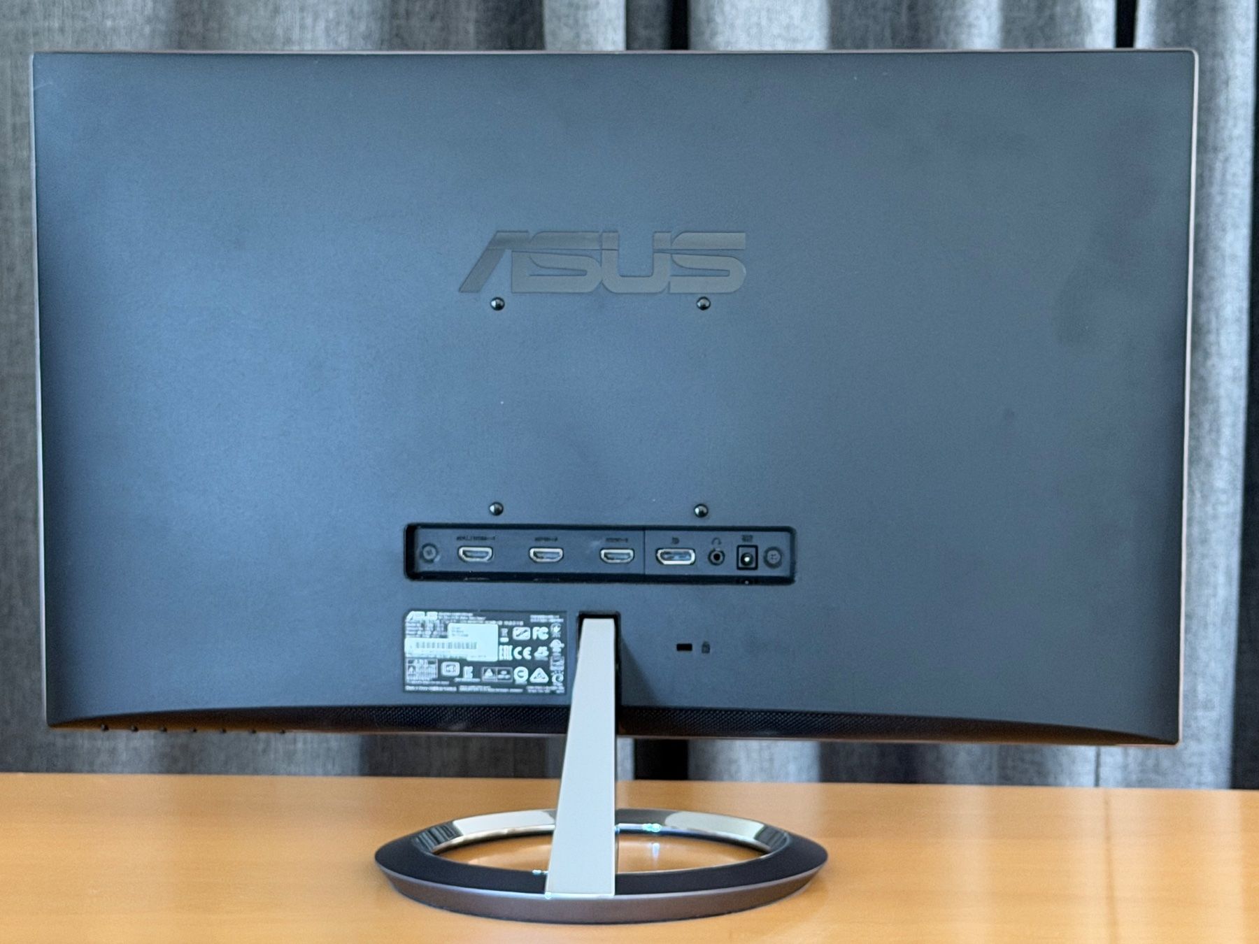 Asus Monitore: Moniteur 25" Asus Designo 2560x1440 – Gebraucht aus Uster von Mcollette 1