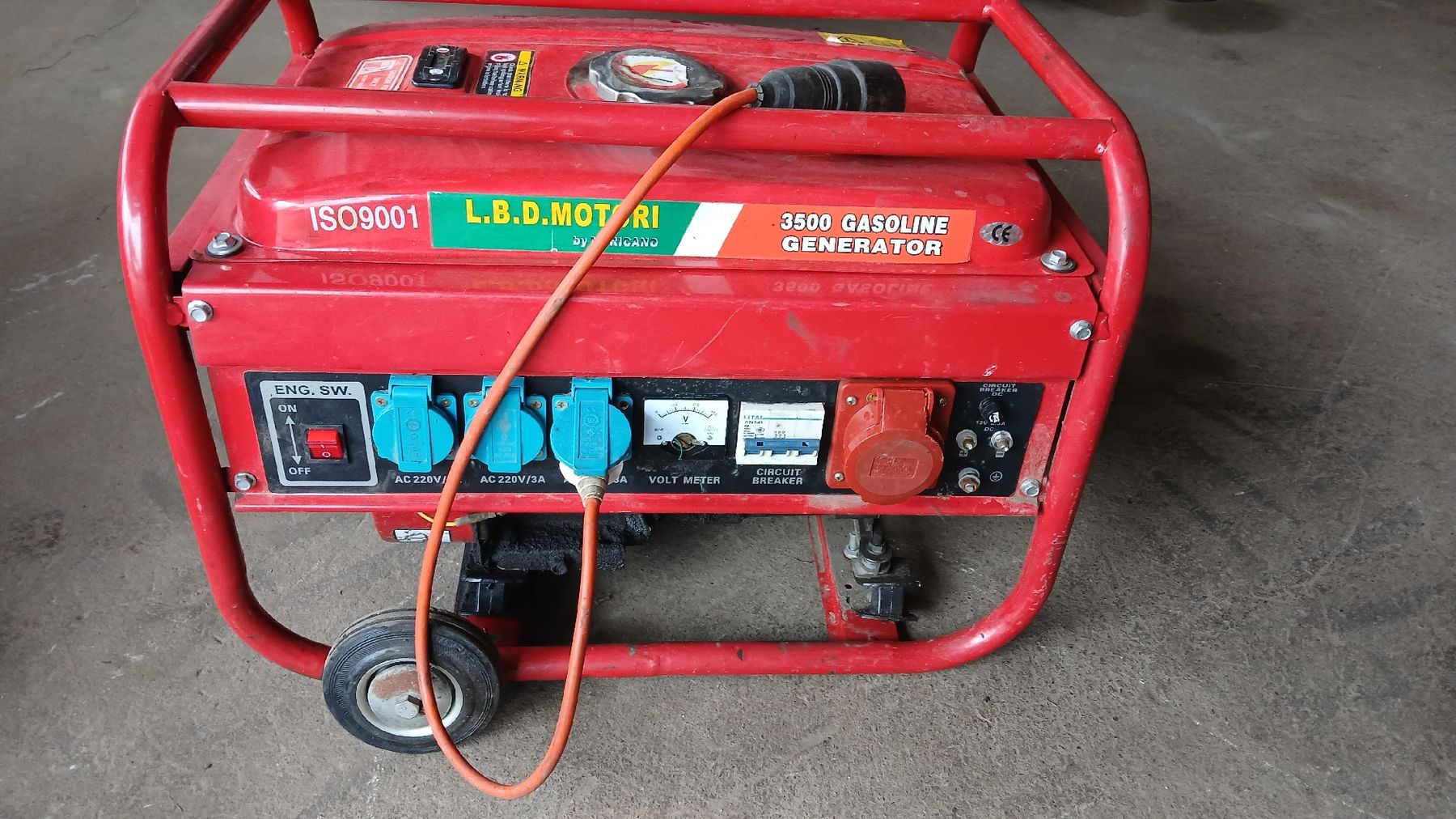 Générateurs de courant: Génératrice 3.5 kw – D'occasion à saignelégier par Lulusf