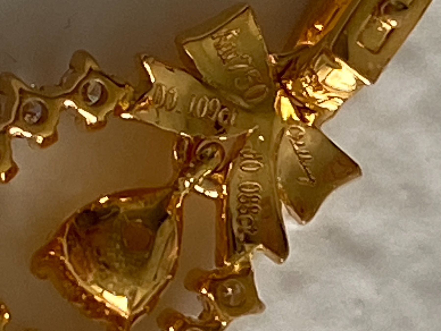 Anhänger: Diamanten  Anhänger  / 18k Gold – Neu und originalverpackt aus Sarnen von Yingsperlen1 4