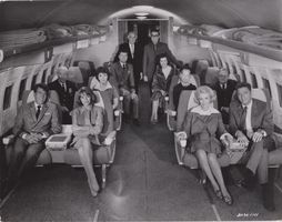 Diverse Top Stars im Flugzeug - Orig. Foto Rar, mit Stempel