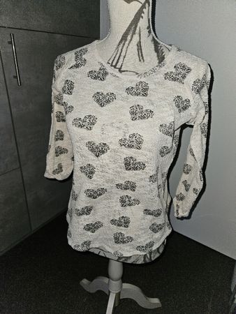 Shirt mit Herzmuster, Grösse S helles beige 