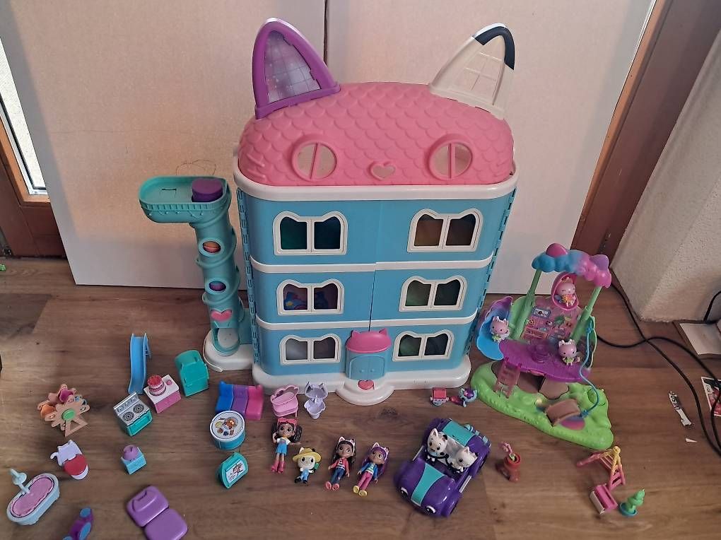 Spielhäuser: Gabby Dollhouse  Set – Gebraucht aus Trimbach von Timewarp 2